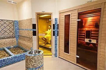 Hotel Baranya 3*