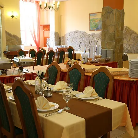 Baranya Hotel 3*