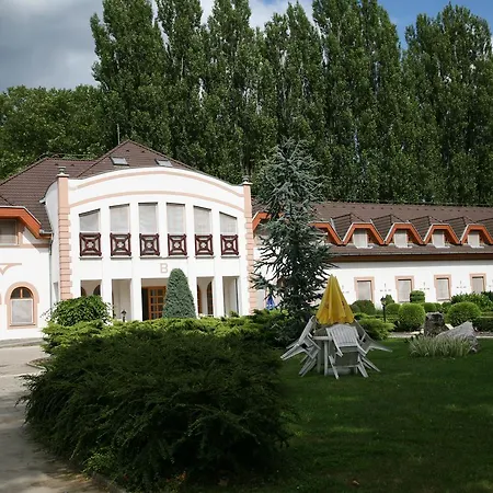 Baranya Hotel