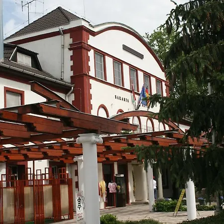 Hotel Baranya 3*